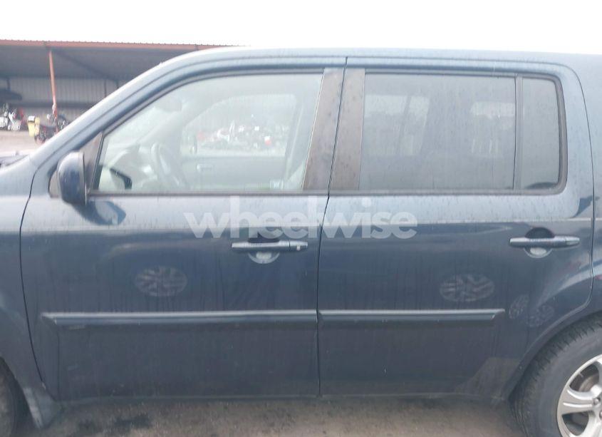 Photo 14 of 2012 Honda Pilot EX-L (VIN 5FNYF4H51CB037377)