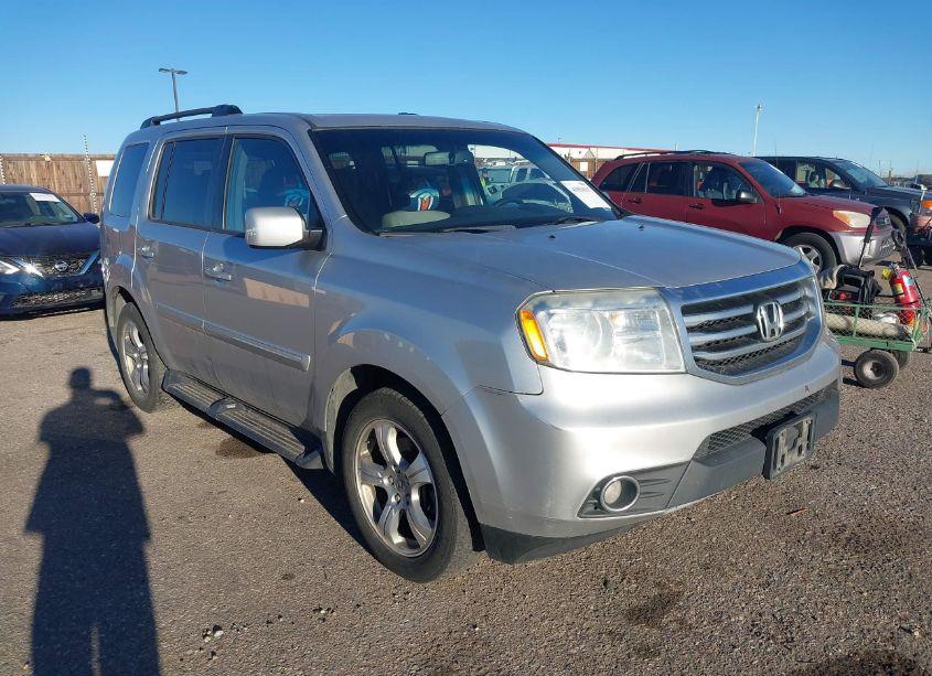 2013 Honda Pilot EX-L (VIN 5FNYF4H51DB050700) main photo