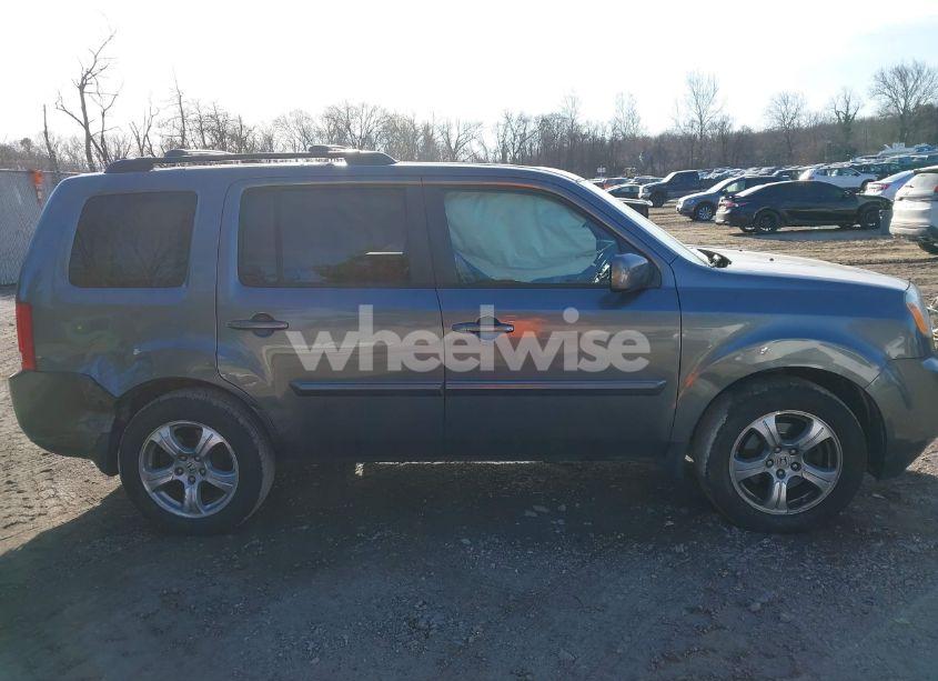 Photo 13 of 2013 Honda Pilot EX-L (VIN 5FNYF4H51DB055539)