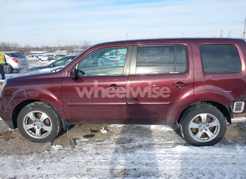 Photo 14 of 2014 Honda Pilot EX-L (VIN 5FNYF4H51EB023952)