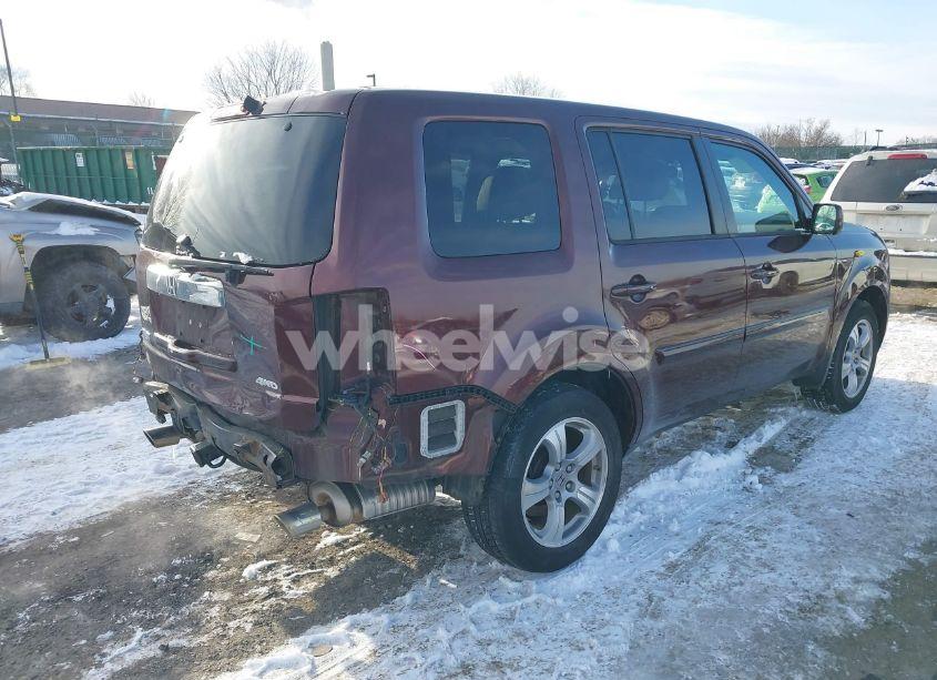Photo 4 of 2014 Honda Pilot EX-L (VIN 5FNYF4H51EB023952)