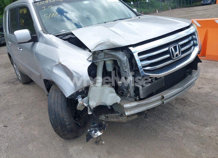 Photo 6 of 2014 Honda Pilot EX-L (VIN 5FNYF4H51EB044963)