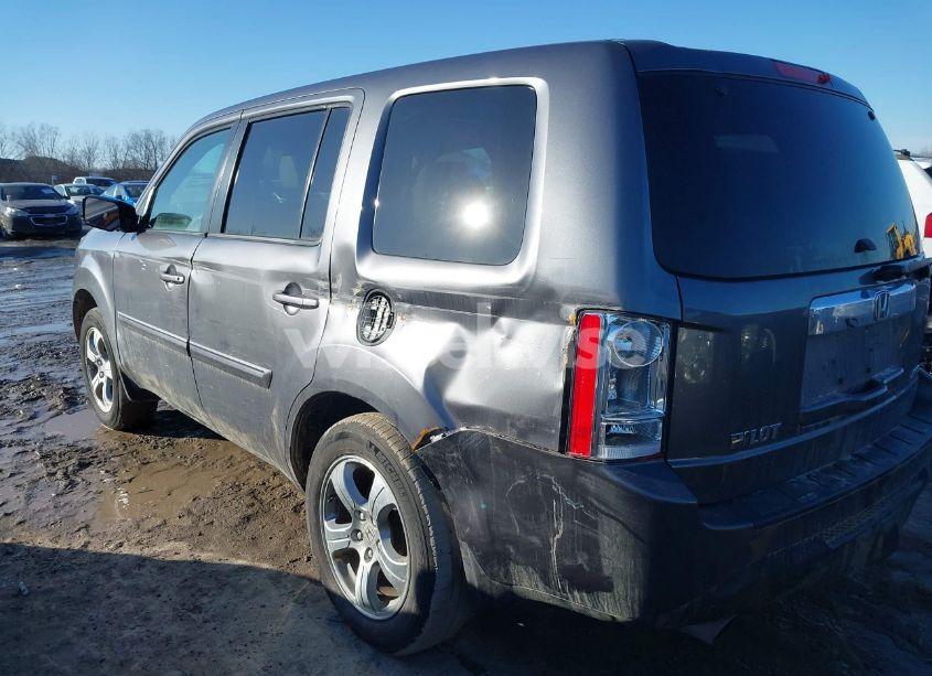 Photo 6 of 2015 Honda Pilot EX-L (VIN 5FNYF4H51FB006294)