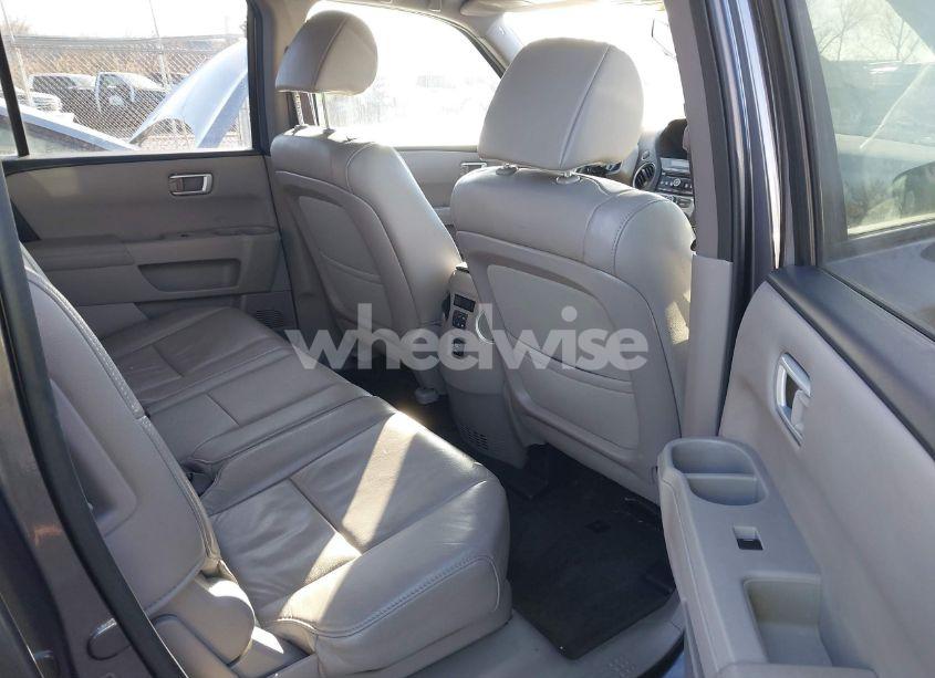 Photo 8 of 2015 Honda Pilot EX-L (VIN 5FNYF4H51FB006294)