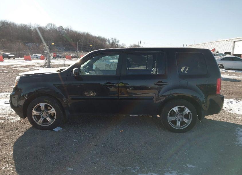 Photo 14 of 2015 Honda Pilot EX-L (VIN 5FNYF4H51FB054524)