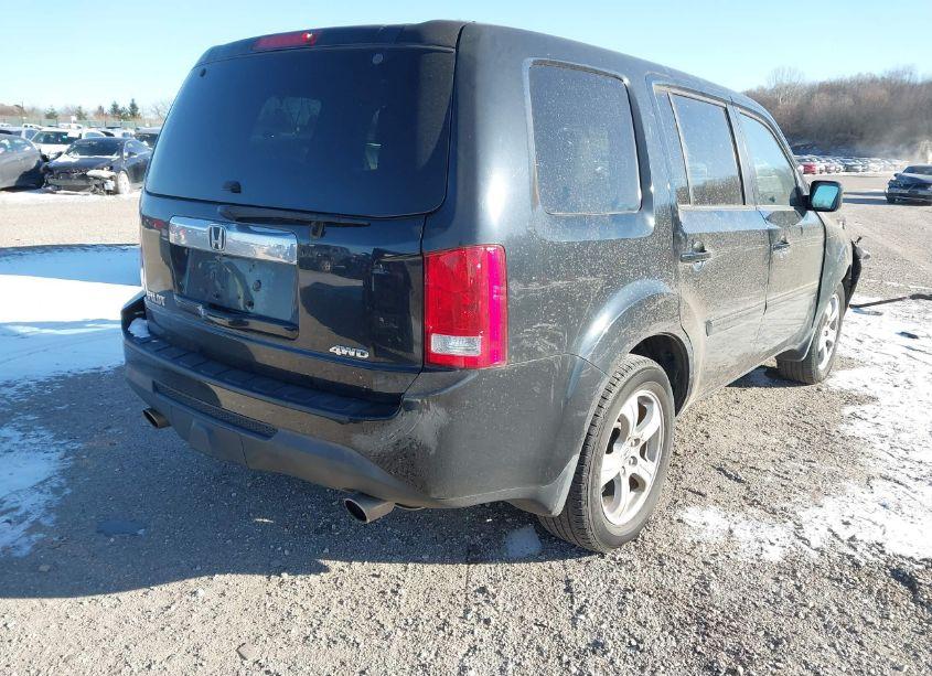 Photo 4 of 2015 Honda Pilot EX-L (VIN 5FNYF4H51FB054524)