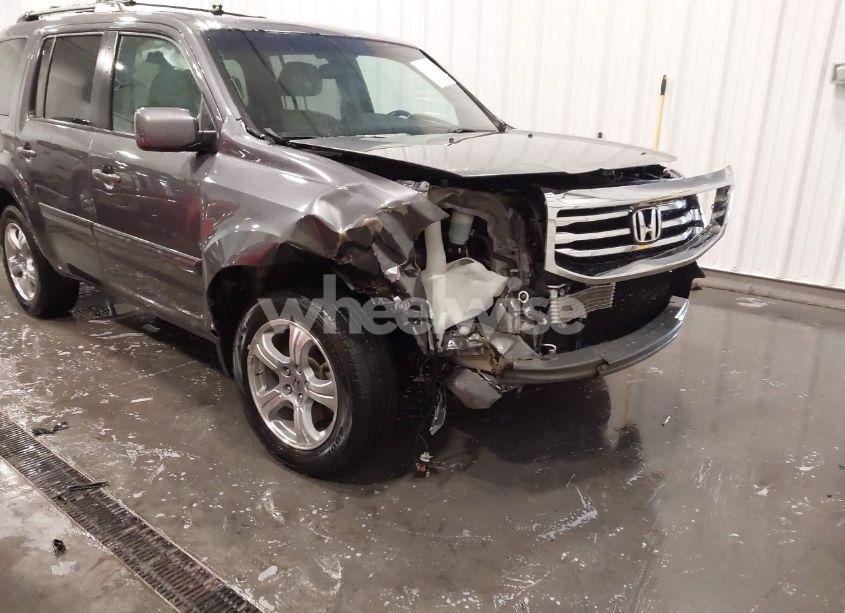 Photo 6 of 2015 Honda Pilot EX-L (VIN 5FNYF4H51FB067998)