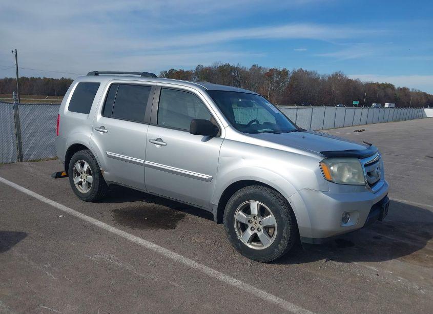 2010 Honda Pilot EX-L (VIN 5FNYF4H52AB011514) main photo