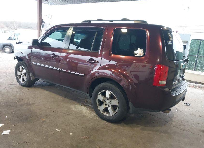Photo 3 of 2010 Honda Pilot EX-L (VIN 5FNYF4H52AB017877)