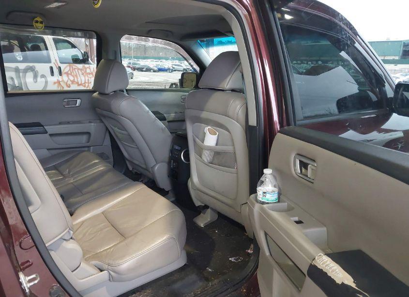 Photo 8 of 2010 Honda Pilot EX-L (VIN 5FNYF4H52AB017877)