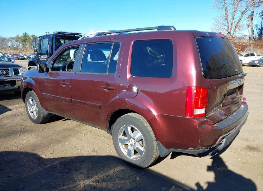 Photo 3 of 2011 Honda Pilot EX-L (VIN 5FNYF4H52BB011420)