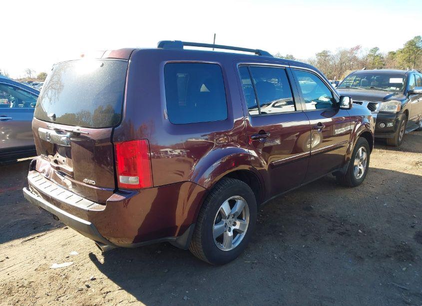 Photo 4 of 2011 Honda Pilot EX-L (VIN 5FNYF4H52BB011420)