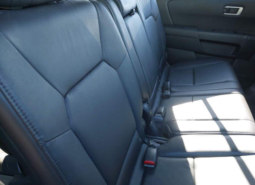 Photo 8 of 2011 Honda Pilot EX-L (VIN 5FNYF4H52BB011420)