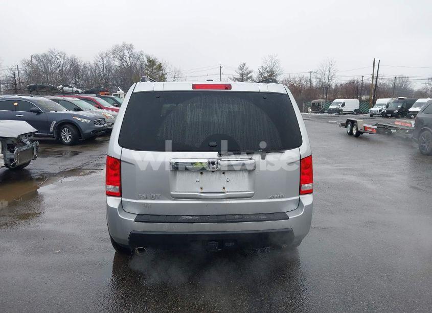 Photo 16 of 2011 Honda Pilot EX-L (VIN 5FNYF4H52BB017931)