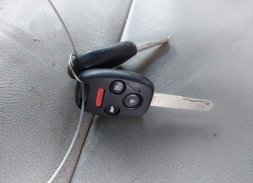 Photo 11 of 2011 Honda Pilot EX-L (VIN 5FNYF4H52BB034681)