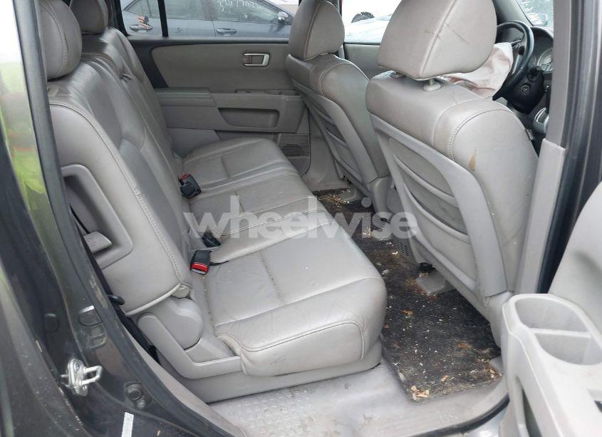 Photo 8 of 2011 Honda Pilot EX-L (VIN 5FNYF4H52BB036382)