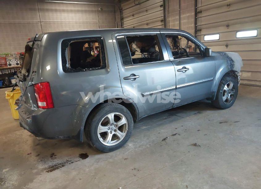 Photo 4 of 2012 Honda Pilot EX-L (VIN 5FNYF4H52CB016036)