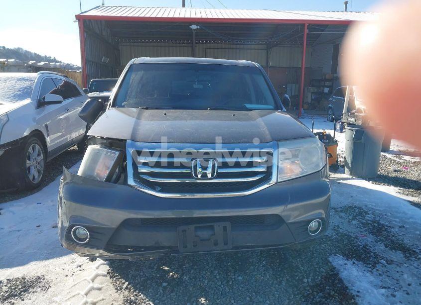 Photo 13 of 2014 Honda Pilot EX-L (VIN 5FNYF4H52EB010661)