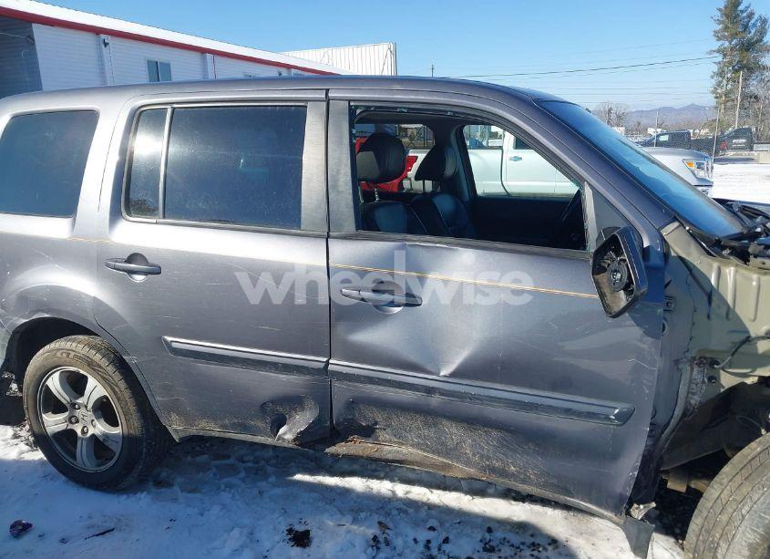 Photo 14 of 2014 Honda Pilot EX-L (VIN 5FNYF4H52EB010661)