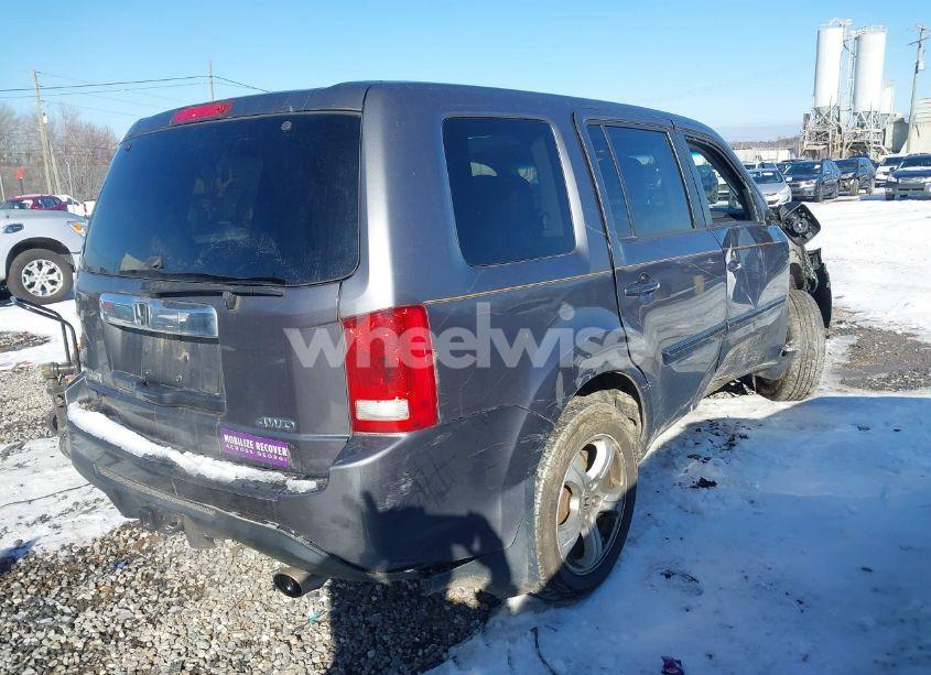 Photo 4 of 2014 Honda Pilot EX-L (VIN 5FNYF4H52EB010661)