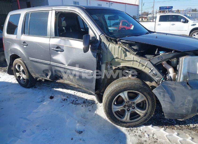 Photo 6 of 2014 Honda Pilot EX-L (VIN 5FNYF4H52EB010661)