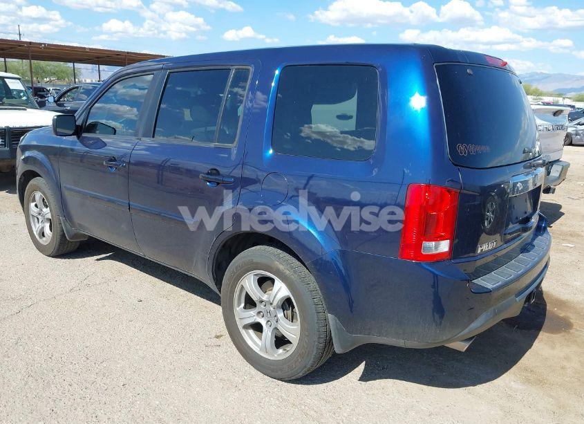 Photo 3 of 2014 Honda Pilot EX-L (VIN 5FNYF4H52EB045054)