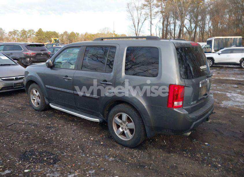 Photo 14 of 2010 Honda Pilot EX-L (VIN 5FNYF4H53AB035529)