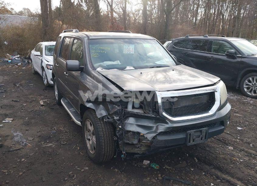 Photo 6 of 2010 Honda Pilot EX-L (VIN 5FNYF4H53AB035529)