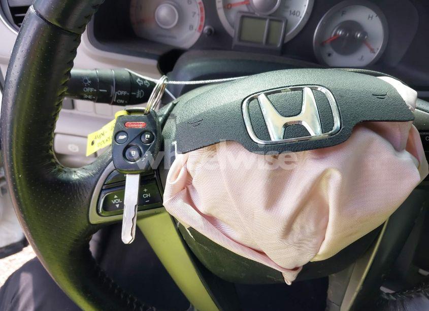 Photo 11 of 2011 Honda Pilot EX-L (VIN 5FNYF4H53BB010079)