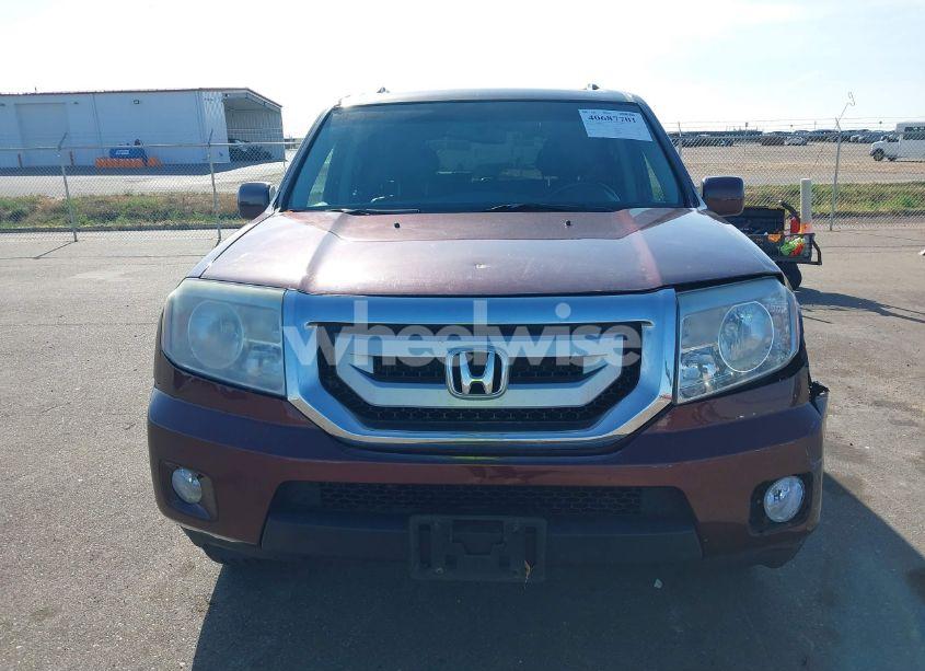 Photo 12 of 2011 Honda Pilot EX-L (VIN 5FNYF4H53BB018733)