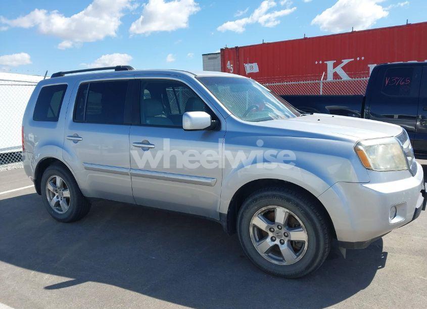 Photo 13 of 2011 Honda Pilot EX-L (VIN 5FNYF4H53BB020479)