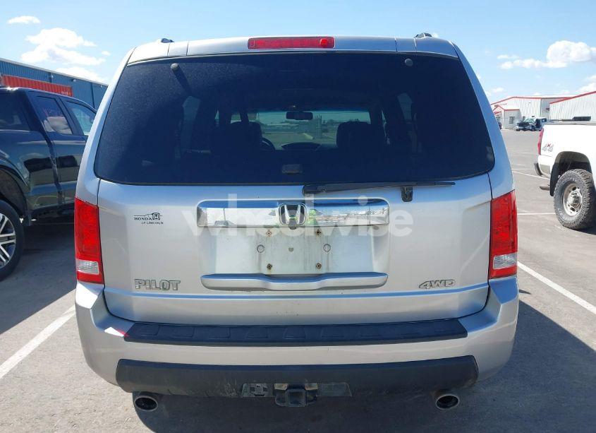 Photo 16 of 2011 Honda Pilot EX-L (VIN 5FNYF4H53BB020479)