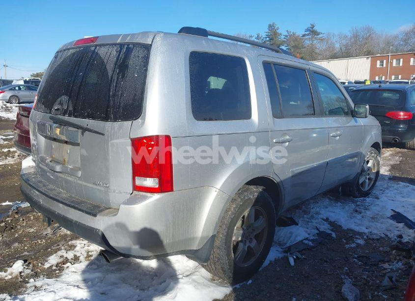 Photo 4 of 2011 Honda Pilot EX-L (VIN 5FNYF4H53BB047469)