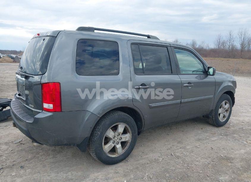 Photo 4 of 2011 Honda Pilot EX-L (VIN 5FNYF4H53BB076597)