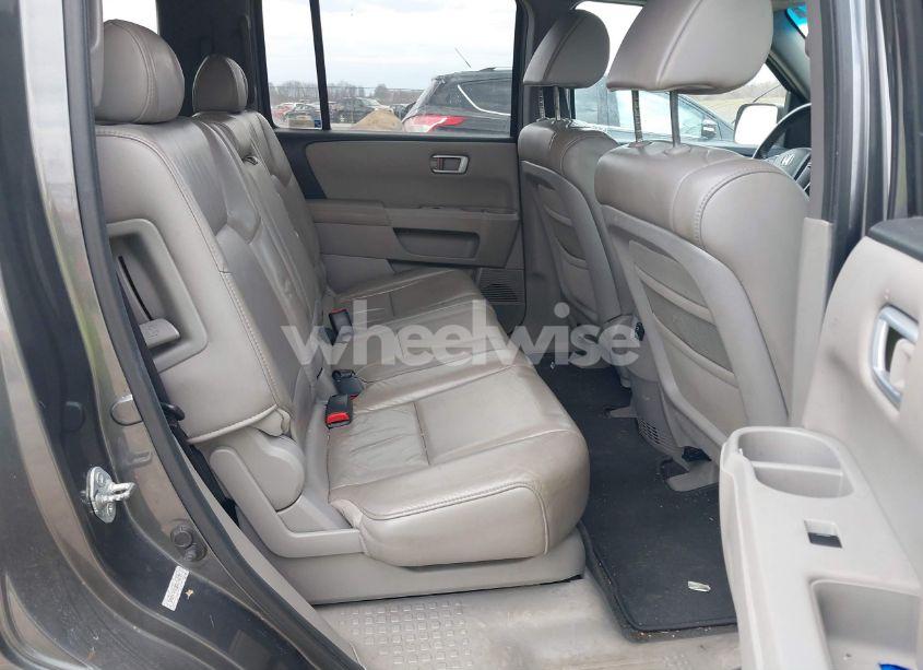 Photo 8 of 2011 Honda Pilot EX-L (VIN 5FNYF4H53BB076597)