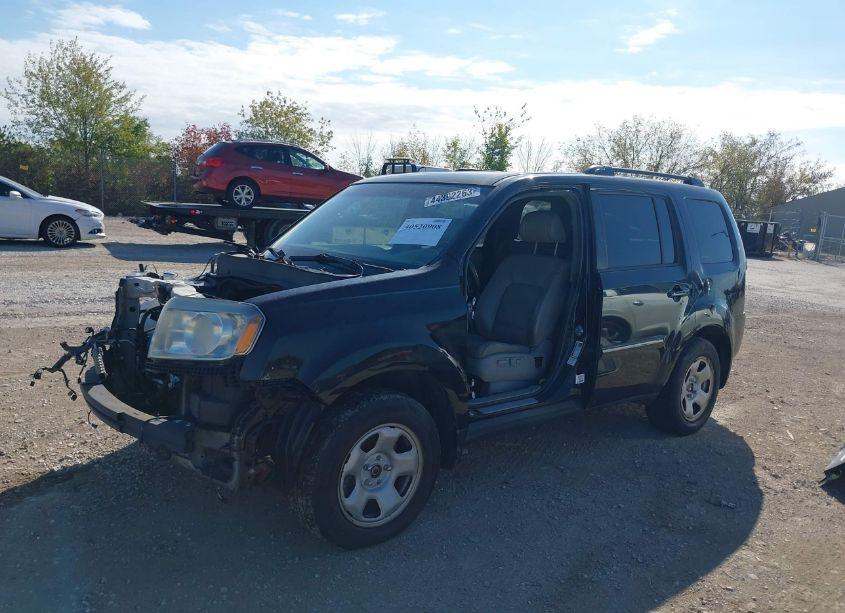 Photo 2 of 2011 Honda Pilot EX-L (VIN 5FNYF4H53BB077829)