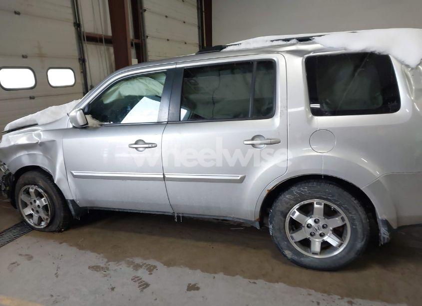 Photo 14 of 2011 Honda Pilot EX-L (VIN 5FNYF4H53BB501364)