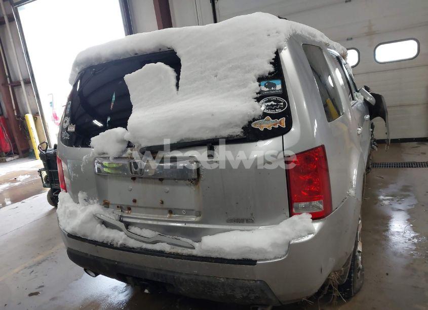 Photo 16 of 2011 Honda Pilot EX-L (VIN 5FNYF4H53BB501364)