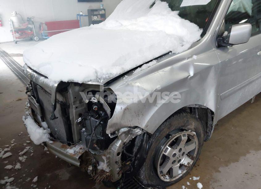 Photo 6 of 2011 Honda Pilot EX-L (VIN 5FNYF4H53BB501364)