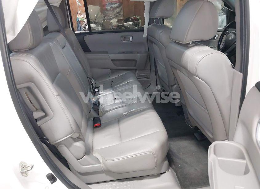 Photo 8 of 2013 Honda Pilot EX-L (VIN 5FNYF4H53DB015141)