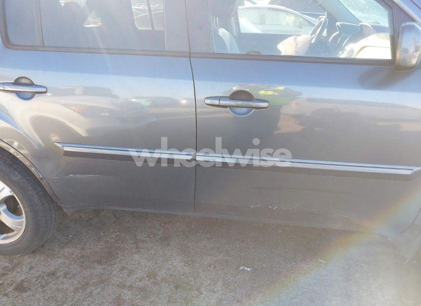 Photo 18 of 2013 Honda Pilot EX-L (VIN 5FNYF4H53DB044137)