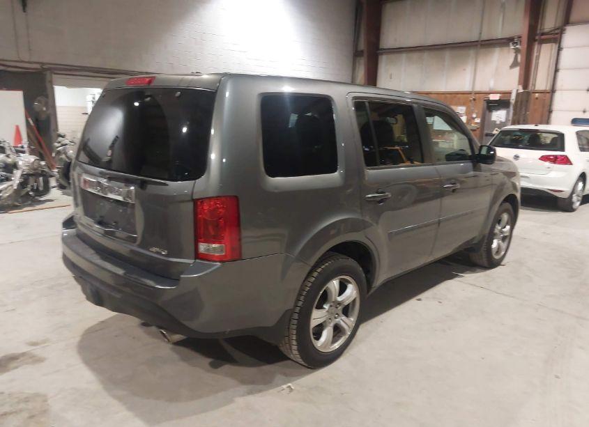 Photo 4 of 2013 Honda Pilot EX-L (VIN 5FNYF4H53DB051377)