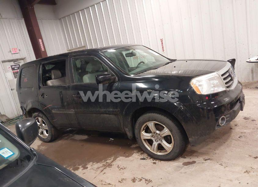 Photo 13 of 2013 Honda Pilot EX-L (VIN 5FNYF4H53DB056756)