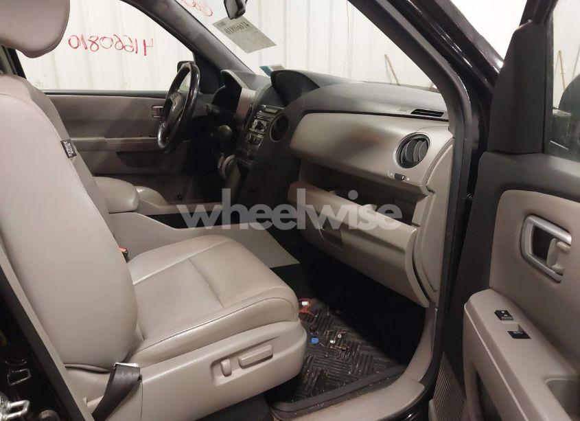 Photo 5 of 2013 Honda Pilot EX-L (VIN 5FNYF4H53DB056756)