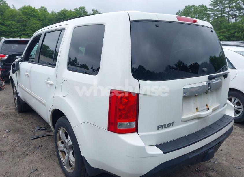 Photo 3 of 2014 Honda Pilot EX-L (VIN 5FNYF4H53EB013374)