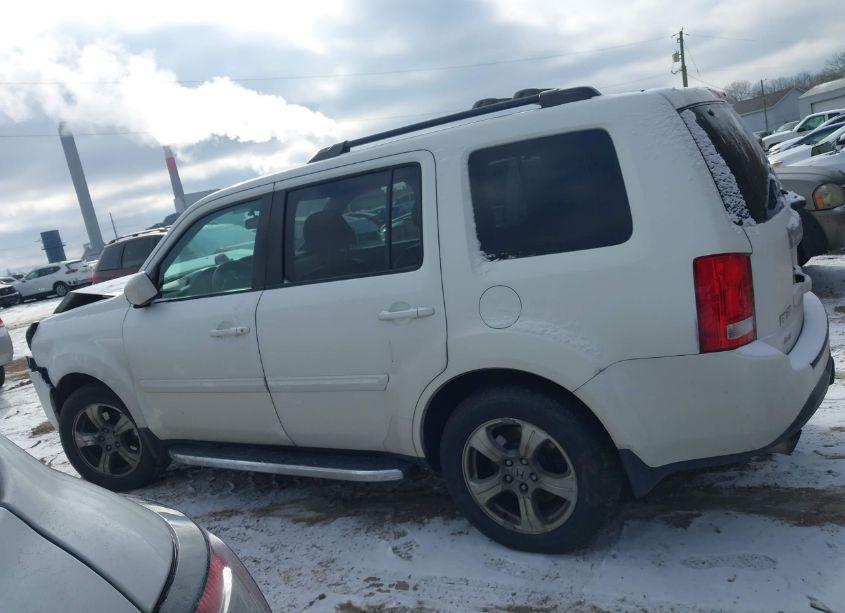 Photo 14 of 2015 Honda Pilot EX-L (VIN 5FNYF4H53FB010539)