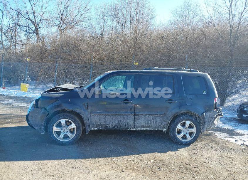 Photo 14 of 2015 Honda Pilot EX-L (VIN 5FNYF4H53FB073348)