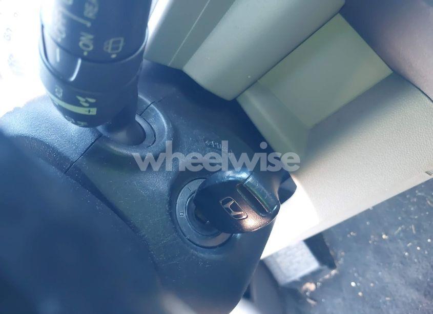 Photo 11 of 2010 Honda Pilot EX-L (VIN 5FNYF4H54AB013359)