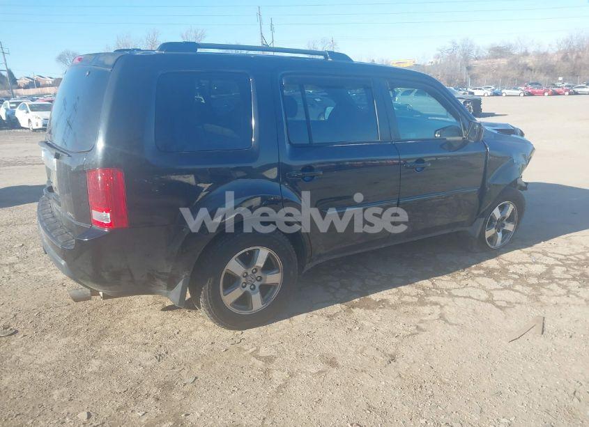 Photo 4 of 2010 Honda Pilot EX-L (VIN 5FNYF4H54AB013359)