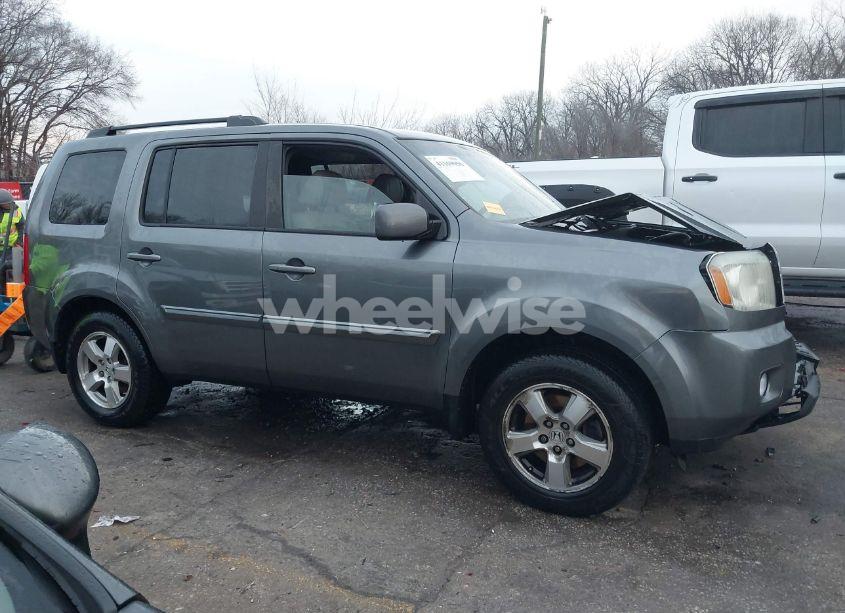 Photo 13 of 2011 Honda Pilot EX-L (VIN 5FNYF4H54BB003853)